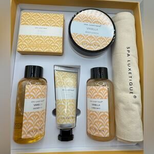 Spa Luxetique Vanilla scented Spa Bath Set NWT / NIB